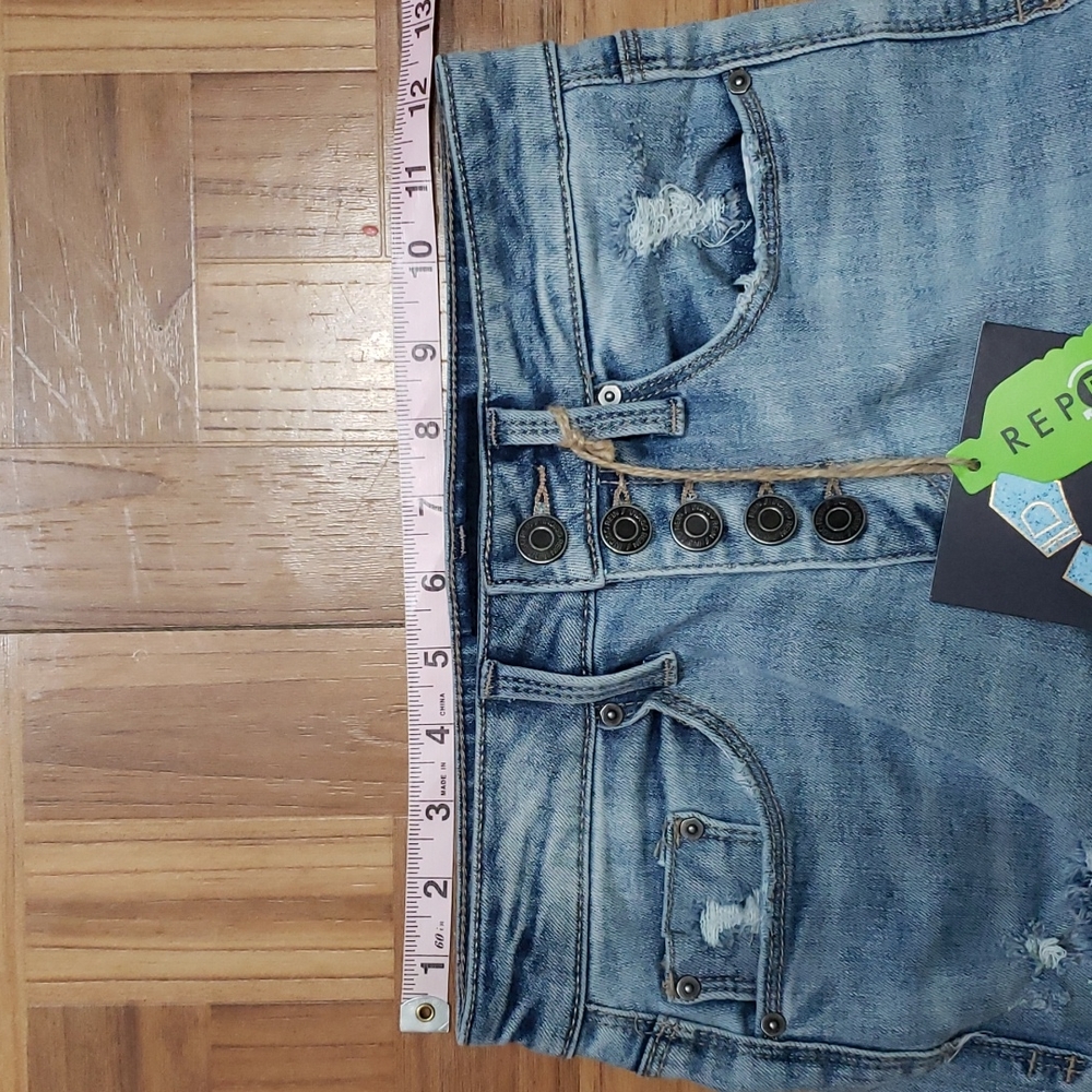 INDIGO REIN destroyed high rise jeans - Picture 14 of 17